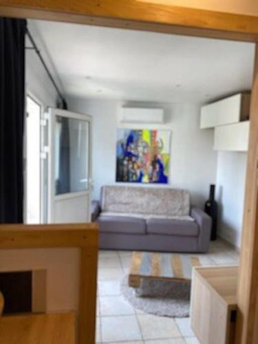 Studio entre Aix en Provence et Marseille : Appartements proche de Les Pennes-Mirabeau