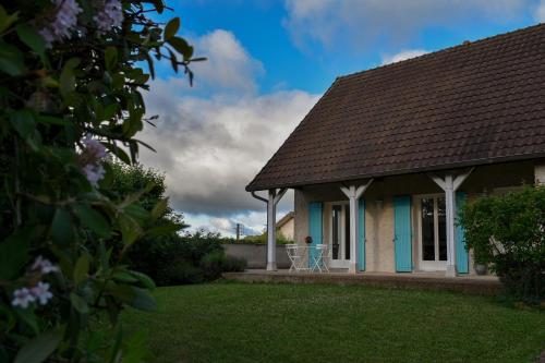 La Maison des Chaumes : Maisons de vacances proche de Ladoix-Serrigny