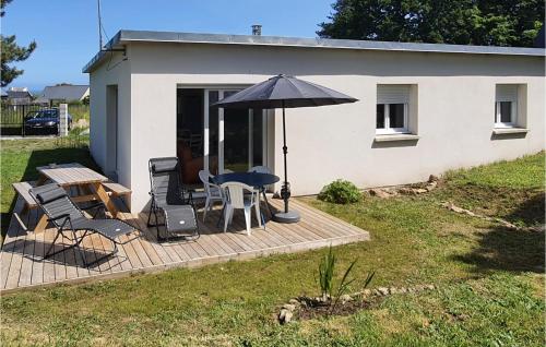 Beautiful home in Trvou-Trguignec with WiFi and 3 Bedrooms : Maisons de vacances proche de Trévou-Tréguignec