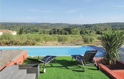 Nice home in Quarante with 3 Bedrooms, WiFi and Outdoor swimming pool : Maisons de vacances proche de Cébazan