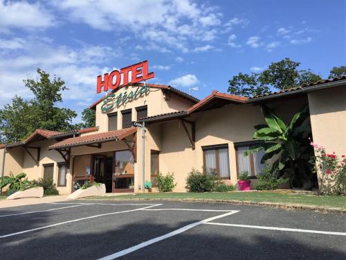 Etesia : Hotels proche d'Essertines-en-Donzy
