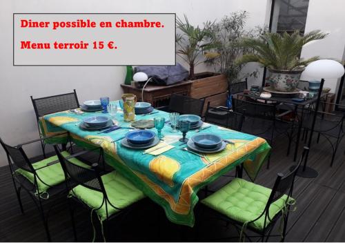 Le patio2 : Sejours chez l'habitant proche de Lézignan-la-Cèbe