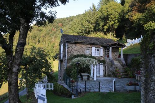 La Gorge : Maisons de vacances proche de Saint-Lieux-Lafenasse
