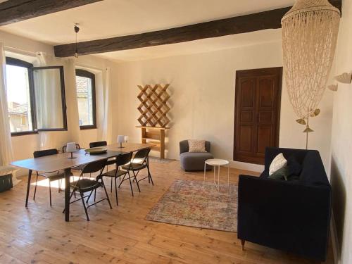 Maison de charme dans village provençal : Maisons de vacances proche de Piégon