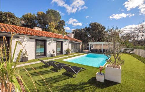Awesome home in Les Cluses with 3 Bedrooms, WiFi and Private swimming pool : Maisons de vacances proche de Le Boulou