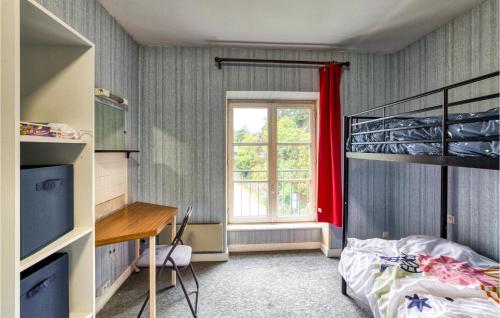 Amazing apartment in Saint-Germain-La-Prade with 3 Bedrooms : Appartements proche de Chadron