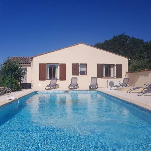Private Villa with pool France - Villa Hirondelles : Villas proche d'Aujac