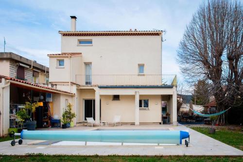 Jolie maison en Provence : Villas proche d'Entrevennes