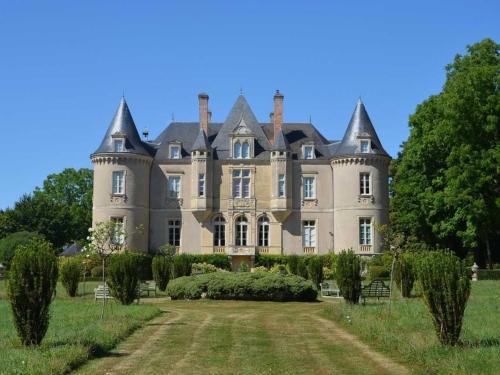 Gîte Vallon-sur-Gée, 9 pièces, 15 personnes - FR-1-410-389 : Maisons de vacances proche de Chassillé