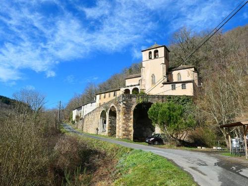 Location dans l'Aveyron : Maisons de vacances proche de Saint-Juéry