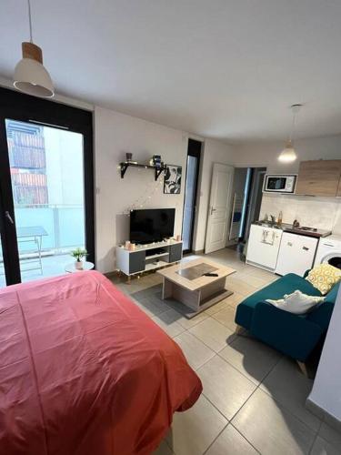 Moderne appart balcon& garage : Appartements proche de Saint-Fons