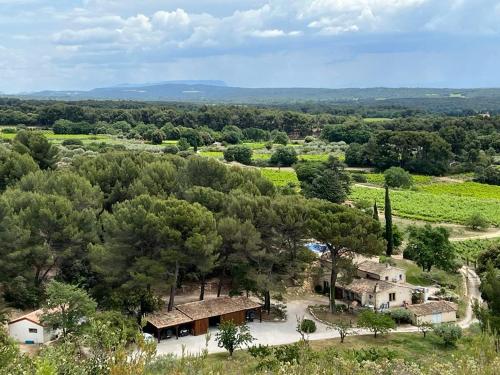 Domaine en Provence : Villas proche de Lambesc