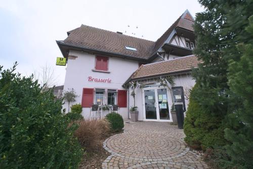 Hôtel Restaurant Au Lion d'Or : Hotels proche de Valdieu-Lutran