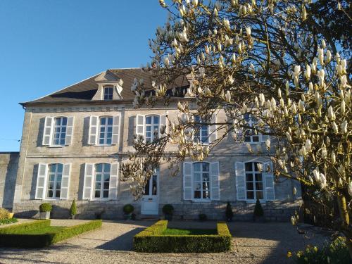 Charme D Antan : B&B / Chambres d'hotes proche de Ligny-Saint-Flochel