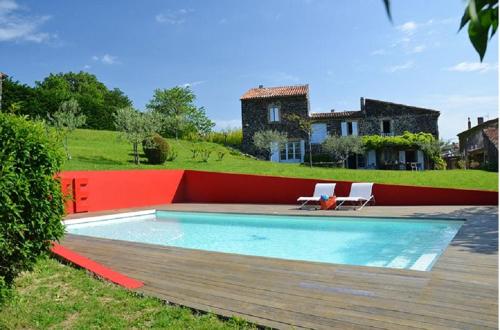 Maison de 5 chambres avec piscine privee jardin clos et wifi a Saint Lager Bressac : Maisons de vacances proche de Saint-Martin-sur-Lavezon