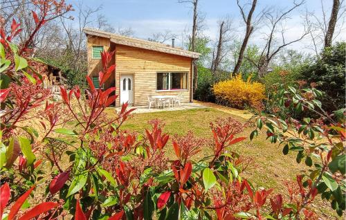 Stunning home in Cendras with 3 Bedrooms : Maisons de vacances proche de Branoux-les-Taillades
