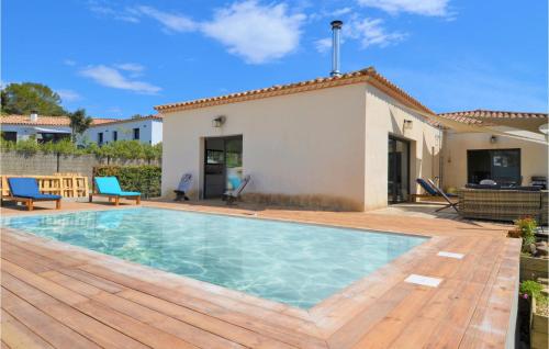 Amazing Home In Castillon-du-gard With Outdoor Swimming Pool, Wifi And Swimming Pool : Maisons de vacances proche de Remoulins