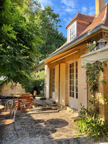 Ros Doma, maison au cœur de la Bastide de Domme : Maisons de vacances proche de Saint-Cybranet