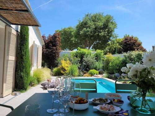 Magnifique Villa avec Piscine en Provence : Villas proche de Noves