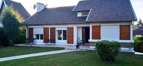VILLA DES CLELATITES : B&B / Chambres d'hotes proche d'Anzin-Saint-Aubin