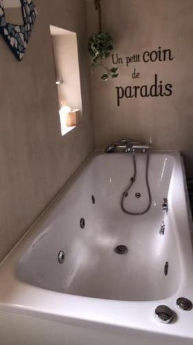 Le Paradis marocain avec balnéo : Appartements proche de Juscorps