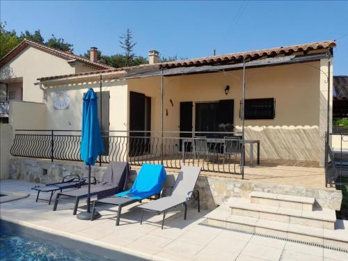 Holiday home with private pool, Vaison-la-Romaine : Maisons de vacances proche de Saint-Romain-en-Viennois