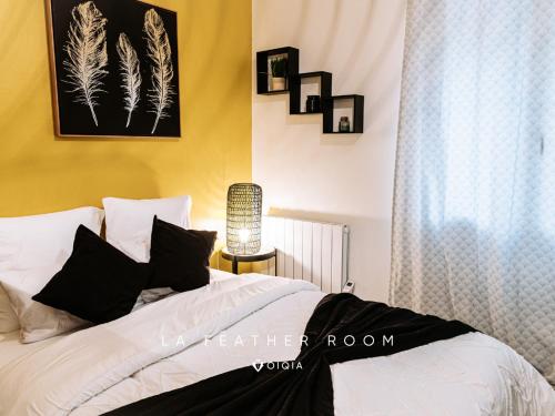 La Feather Room - Cosy - Arrivée Autonome : Appartements proche d'Availles-en-Châtellerault