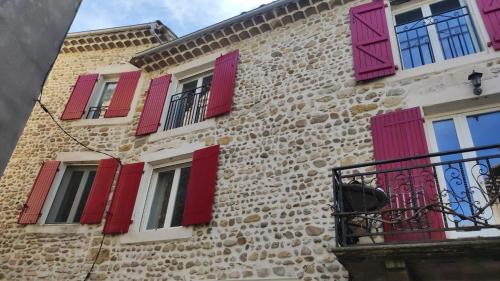 Maison Louléa : Appartements proche de Savignargues