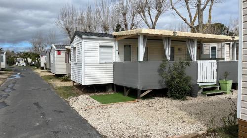 Location Sb 084 Mobile home comfort range in Les Sables du Midi 4 : Maisons de vacances proche de Sérignan