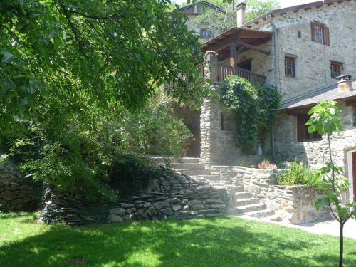 Maison en pierres pour 10 personnes : Maisons de vacances proche de Counozouls