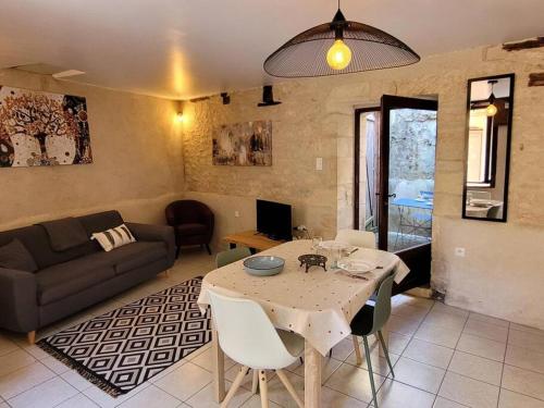 Le petit Sainte Catherine, Apartment 2 pers Montignac center : Maisons de vacances proche de Fanlac
