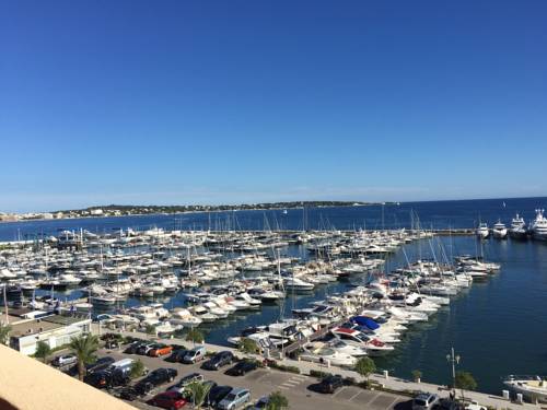 Amazing View Port Golfe-Juan and Garage : Appartements proche de Vallauris