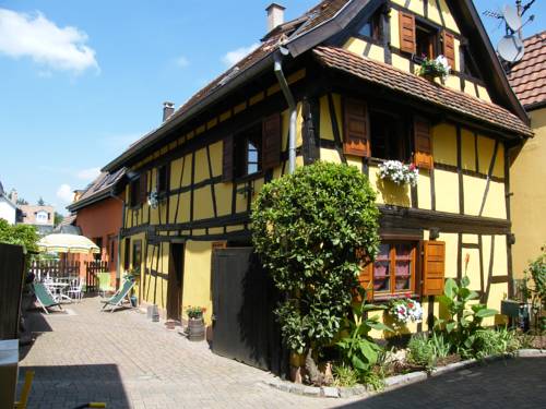 La Maison Jaune : Maisons de vacances proche de Donnenheim