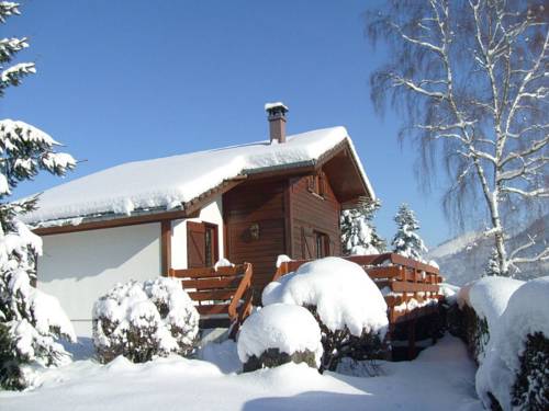 Comfy chalet with dishwasher, in the High Vosges : Chalets proche de Ramonchamp