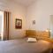 Hotels L'Auberge du Cedre : photos des chambres