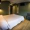 Hotels Hotel Le Pont Neuf : photos des chambres