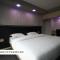 Hotels Hotel La Rocade : photos des chambres