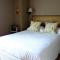 Hotels Hotel Restaurant Chartron : photos des chambres