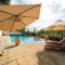Maisons de vacances Cosy house with spectacular views and private pool : photos des chambres