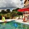 Maisons de vacances Alluring Holiday Home with Pool Barbecue Sun loungers : photos des chambres
