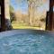 Maisons de vacances Maison de 4 chambres avec piscine partagee jardin clos et wifi a Payns : photos des chambres
