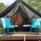 Tentes de luxe LODGE EXTERIEUR 2 PERSONNES (possibilite toile de tente en plus pour efants avec futon) : photos des chambres