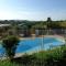 Maisons de vacances Maison de 2 chambres avec piscine partagee terrasse amenagee et wifi a Cardet : photos des chambres