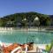 Maisons de vacances T3 duplex village geolia Saint geniez d'olt avec 2 piscines chauffee : photos des chambres