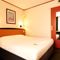 Hotels Campanile Bordeaux Ouest - Le Bouscat : photos des chambres