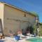 Maisons de vacances Stunning home in Pont Saint Esprit with 2 Bedrooms, WiFi and Outdoor swimming pool : photos des chambres