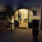 B&B / Chambres d'hotes Chambre d'hote avec SPA privatif domaine les nuits envoutees - Gard : photos des chambres