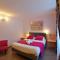 Hotels La Neyrette : photos des chambres