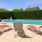 Villas Villa de 4 chambres avec piscine privee terrasse amenagee et wifi a Omerville : photos des chambres