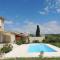 Maisons de vacances Nice holiday home in Saint Maurice sur Eygues with garden : photos des chambres